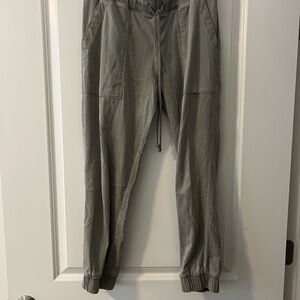 Bella Dahl Women’s Green/Gray joggers